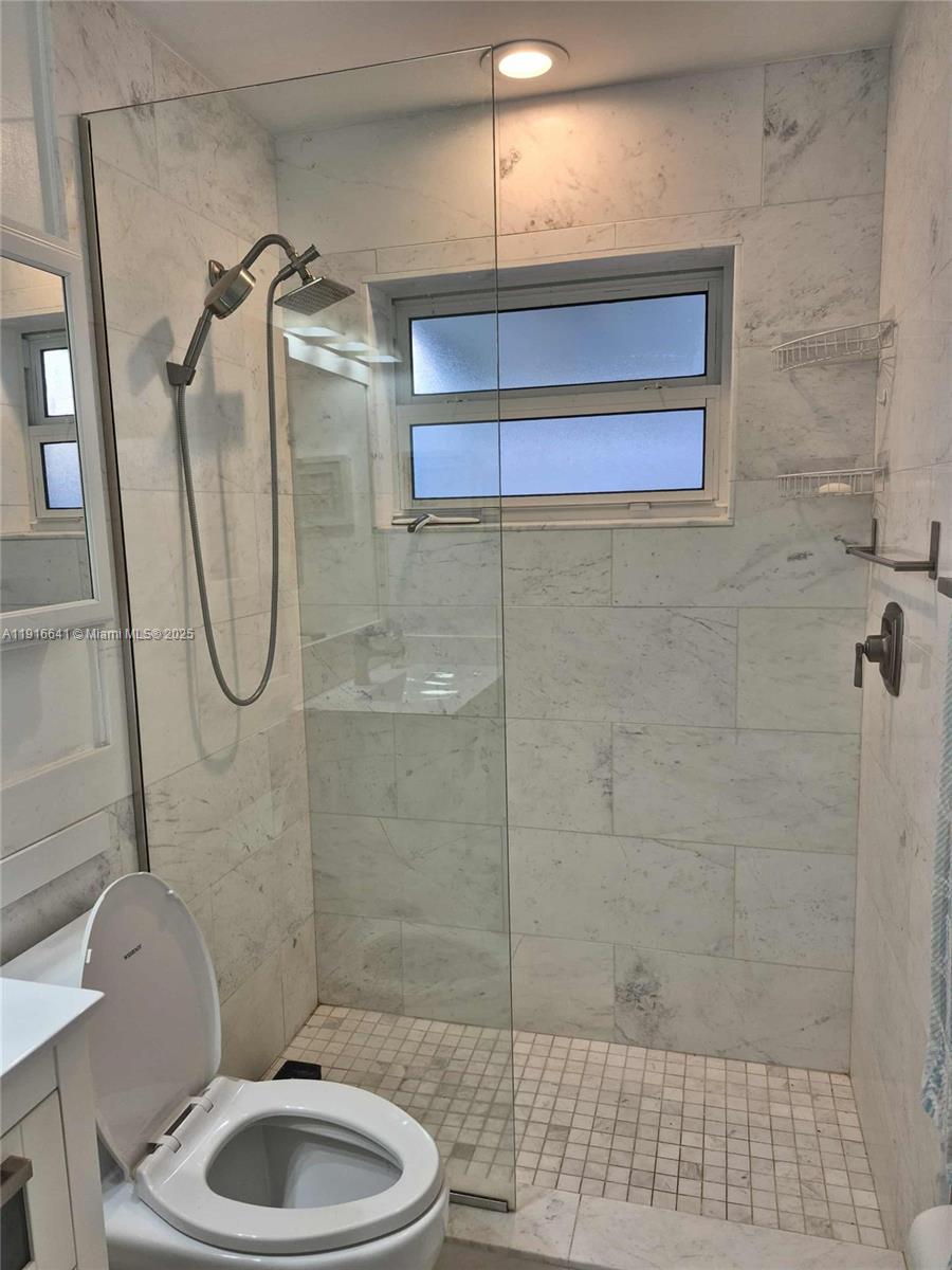 4204 NW 47th Ct Tamarac, FL 33319