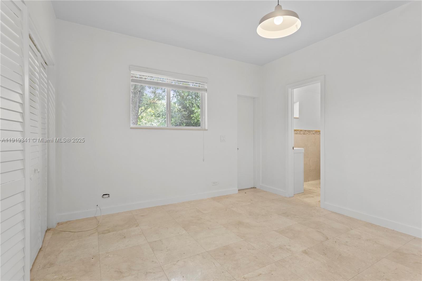 9940 SW 62nd St Miami, FL 33173