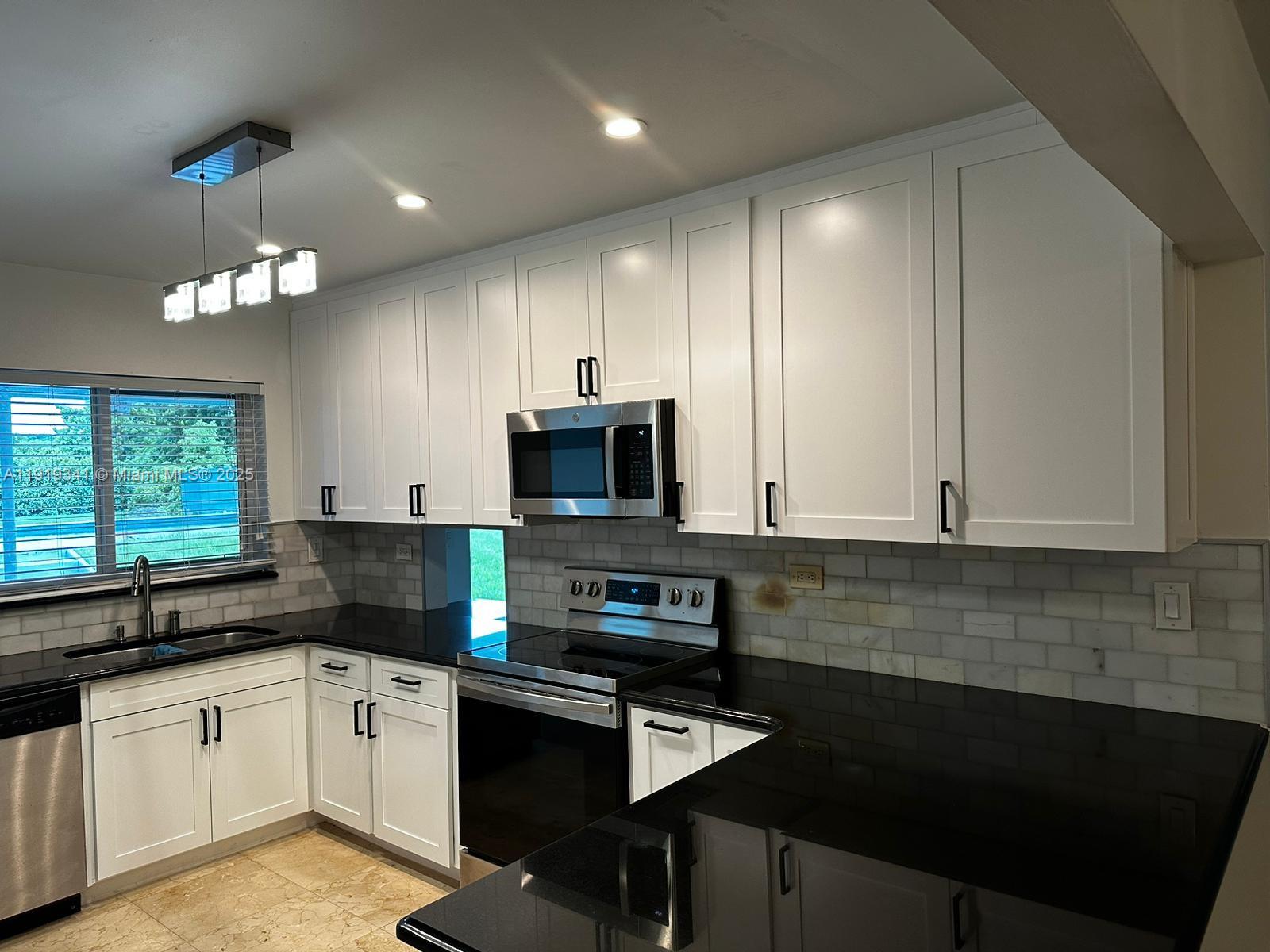 9940 SW 62nd St Miami, FL 33173