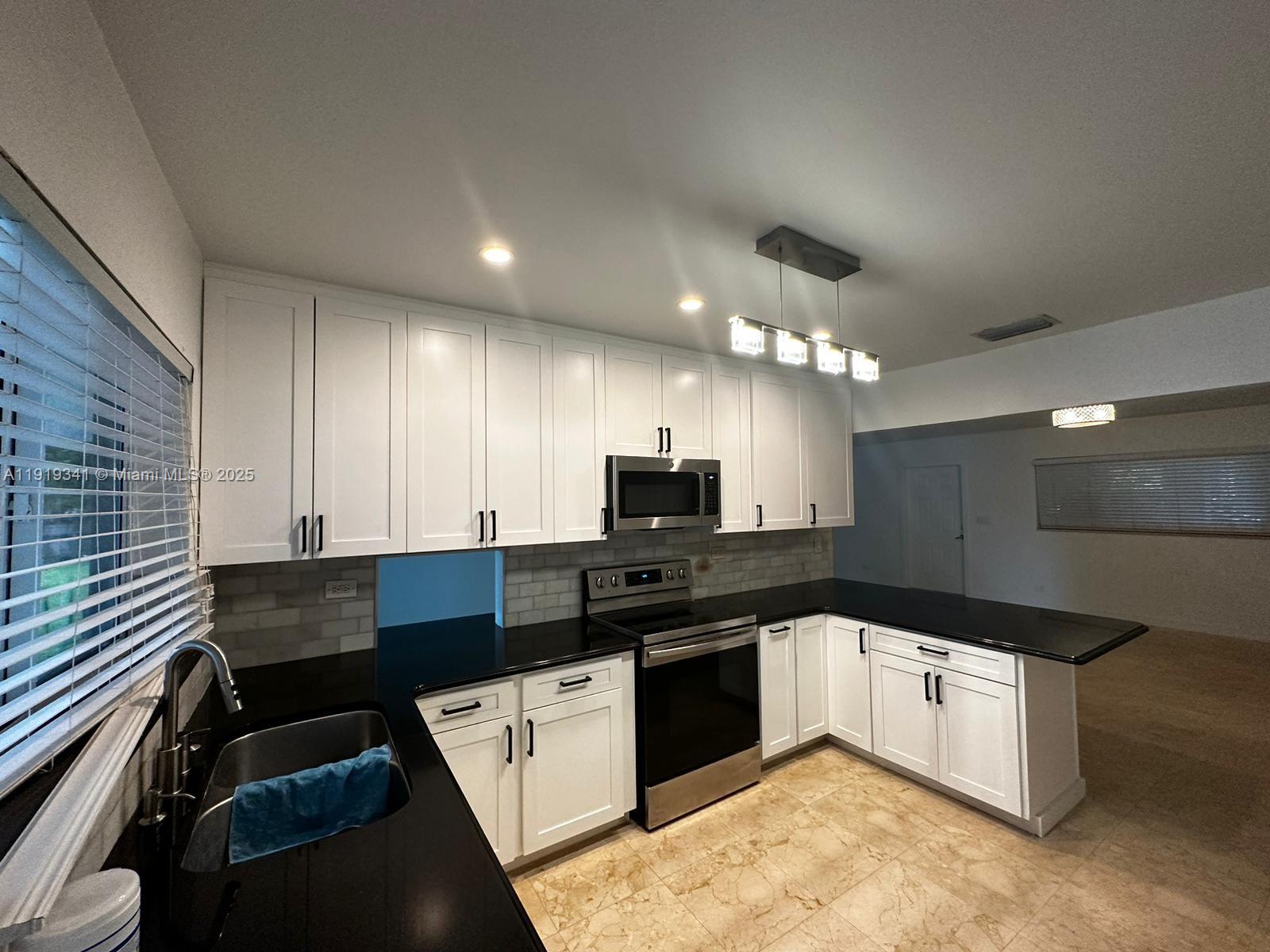 9940 SW 62nd St Miami, FL 33173