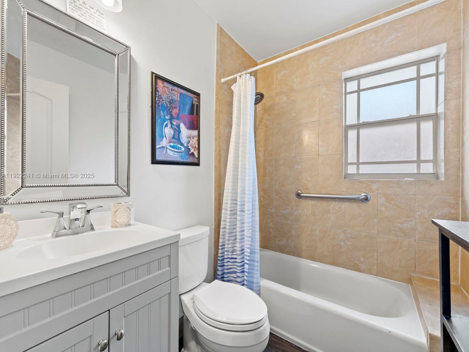 37 NW 47th Ter Miami, FL 33127