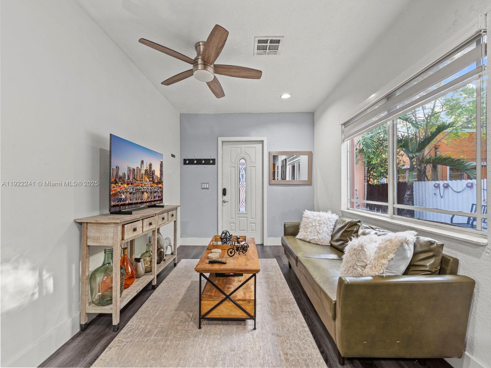 37 NW 47th Ter Miami, FL 33127