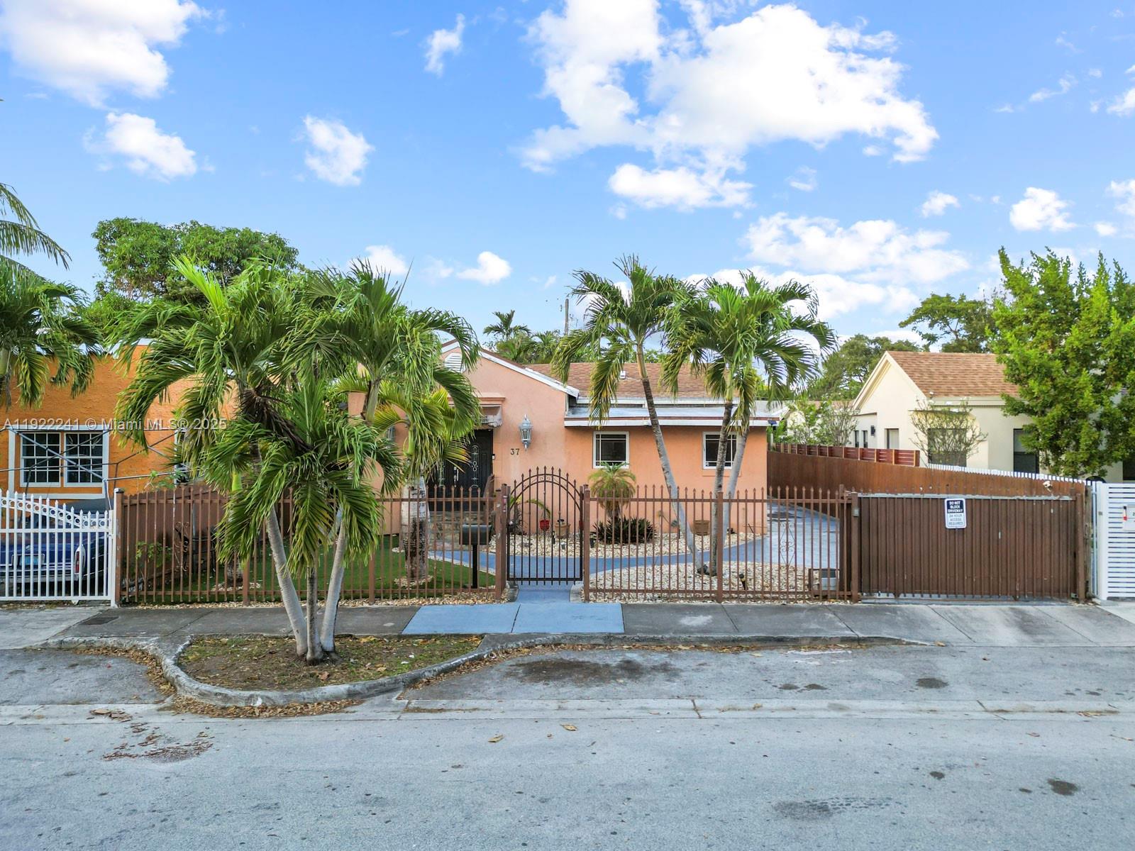 37 NW 47th Ter Miami, FL 33127