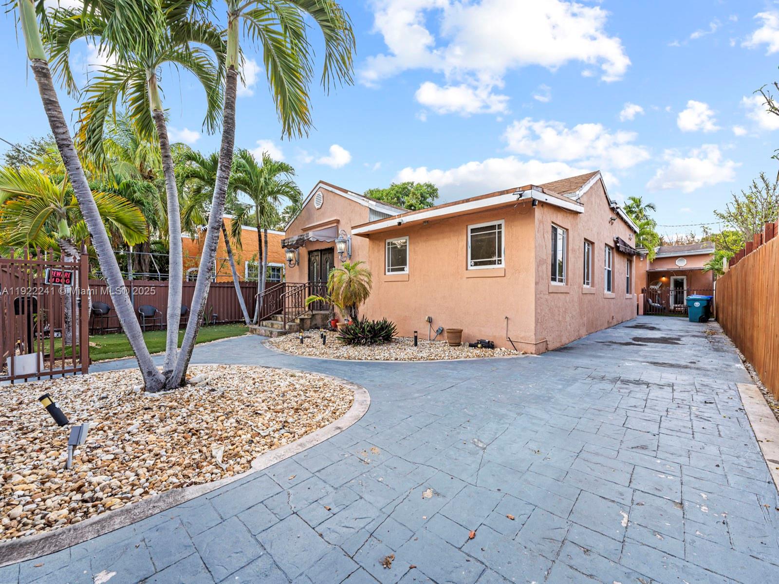 37 NW 47th Ter Miami, FL 33127