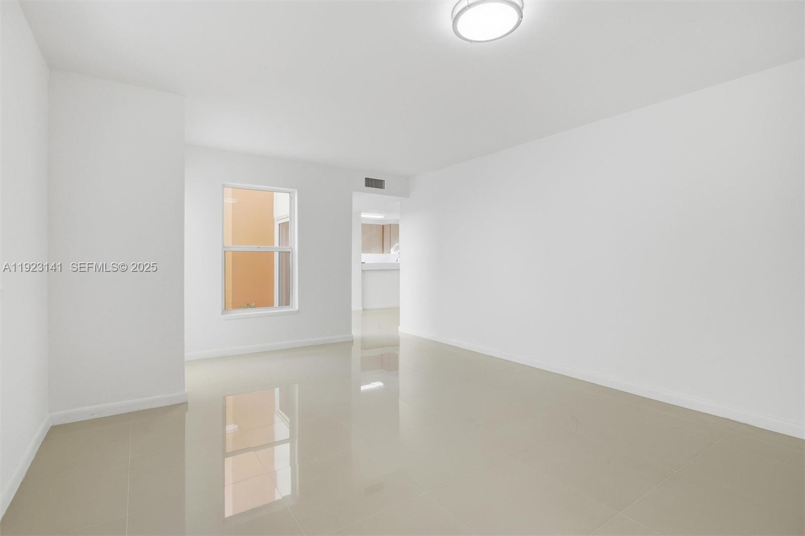 1045 SW 25th Ave Miami, FL 33135