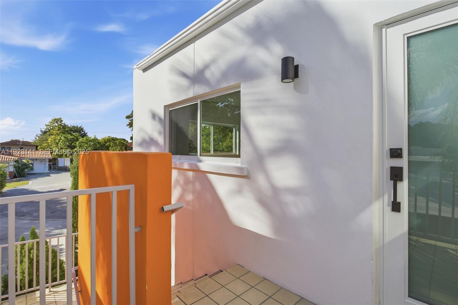 1045 SW 25th Ave Miami, FL 33135