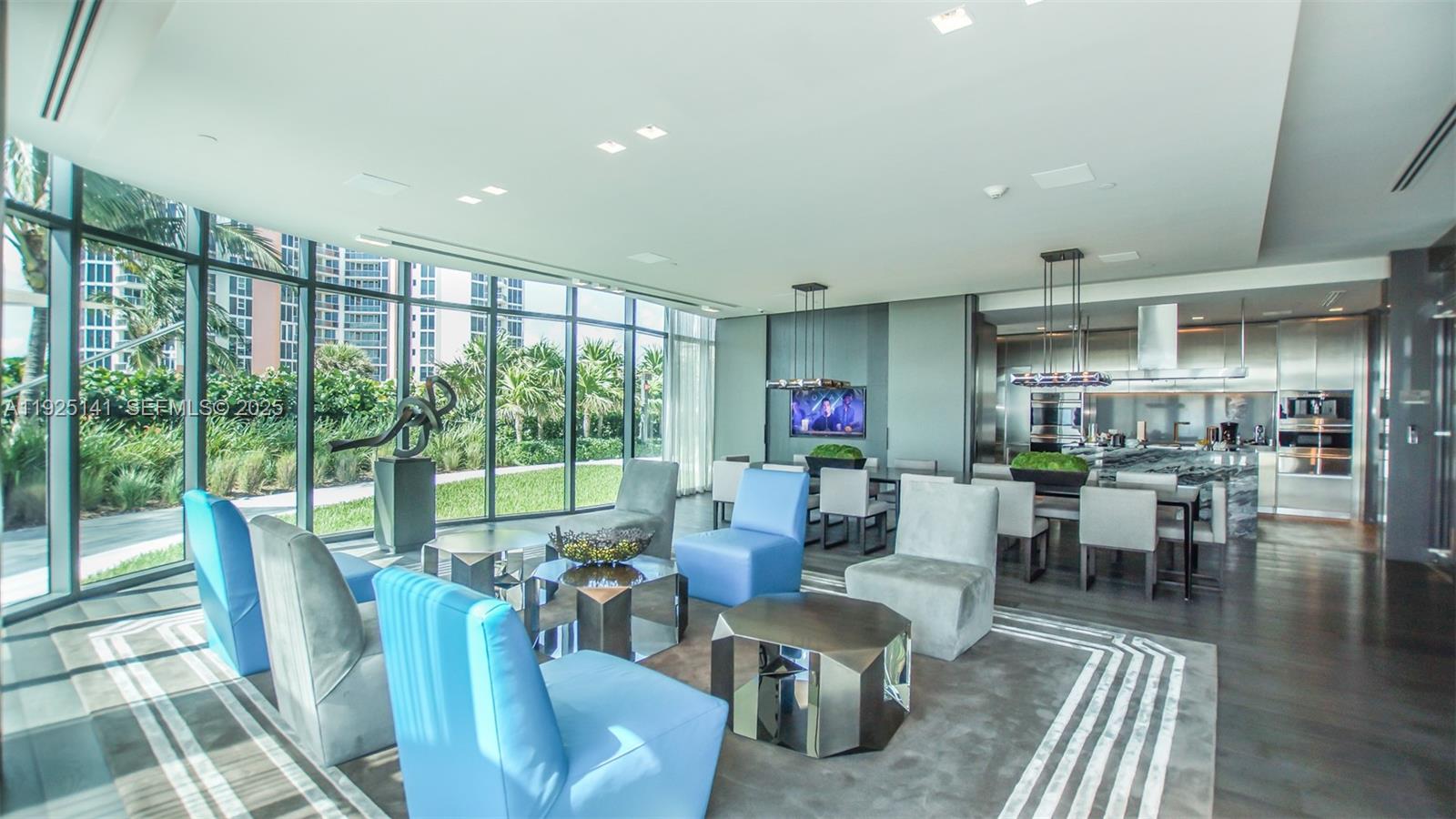 19575 Collins Ave #19 Sunny Isles Beach, FL 33160