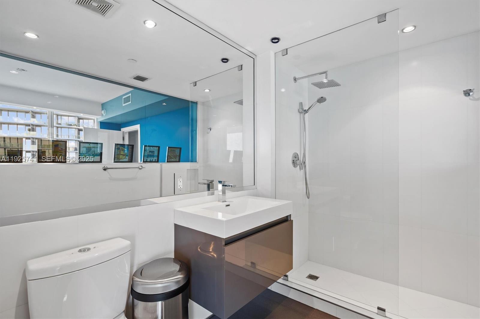 520 West Ave #1701 Miami Beach, FL 33139