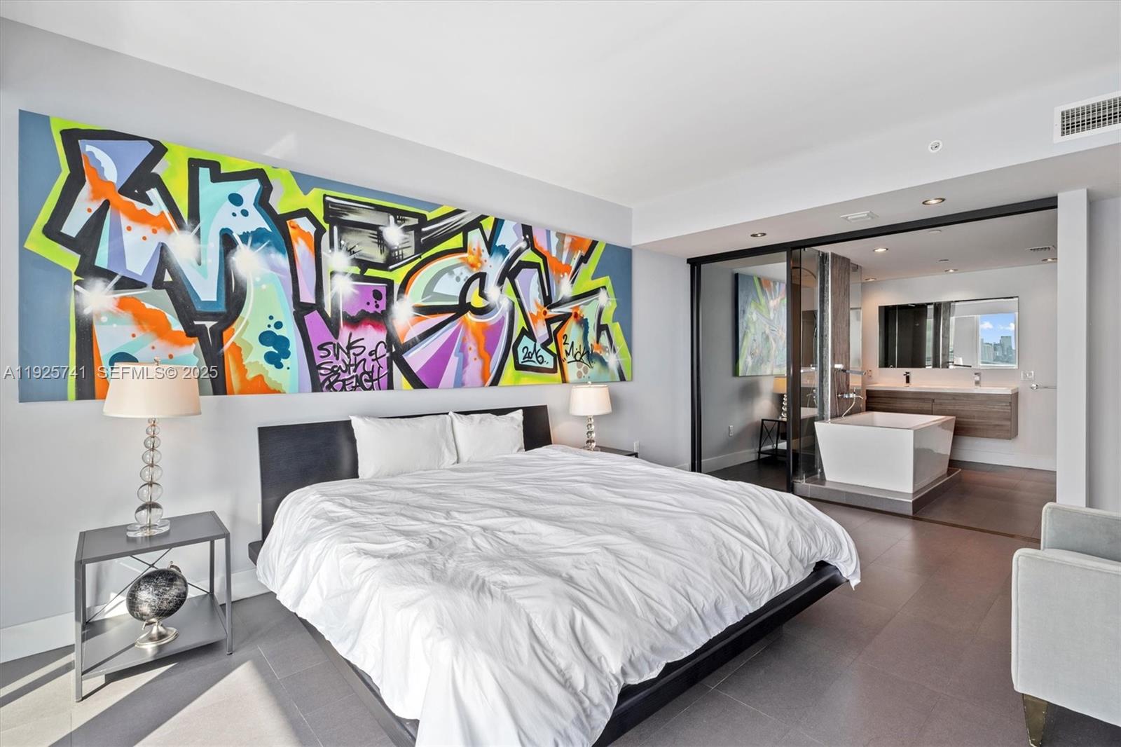 520 West Ave #1701 Miami Beach, FL 33139