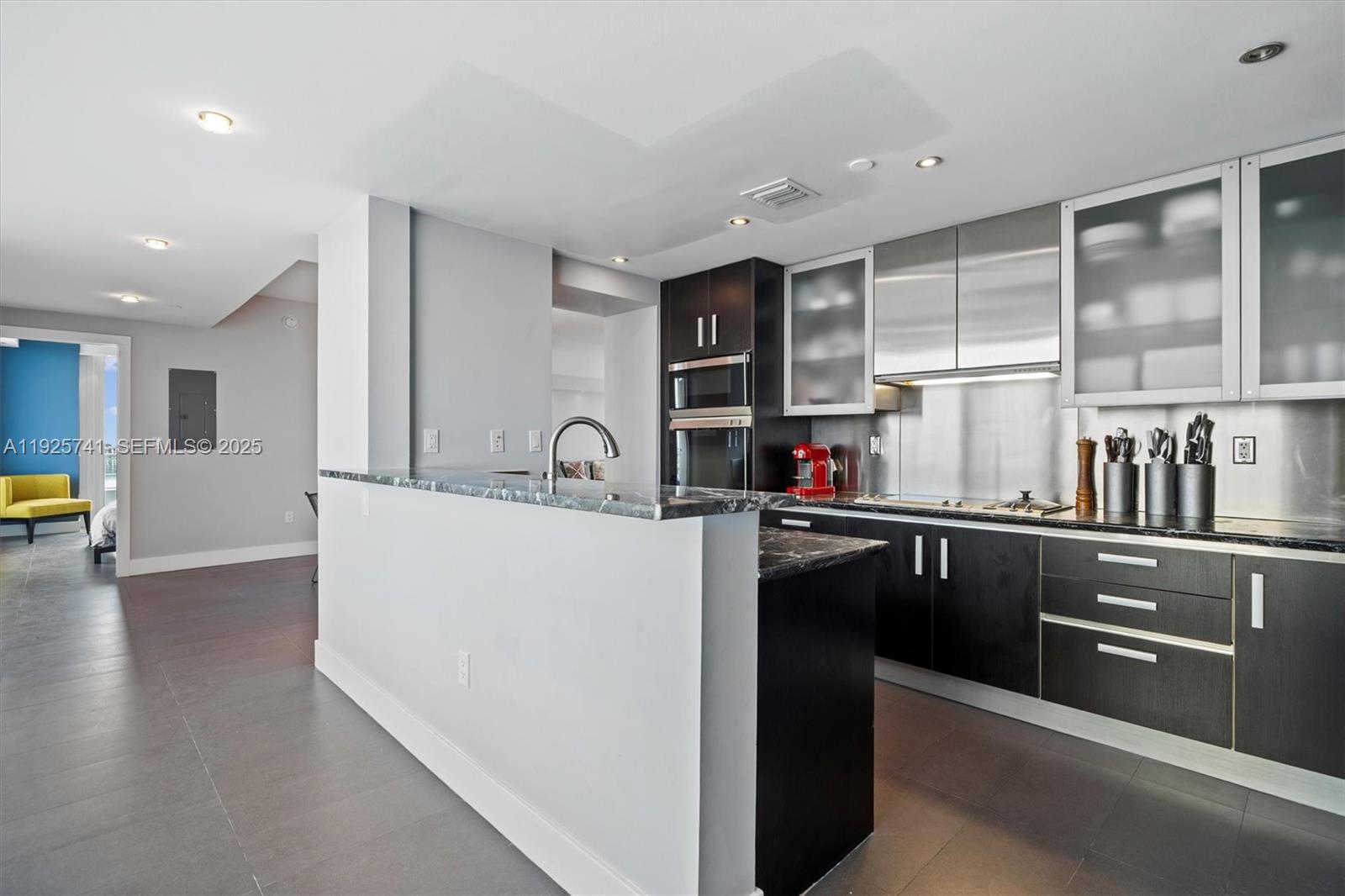 520 West Ave #1701 Miami Beach, FL 33139