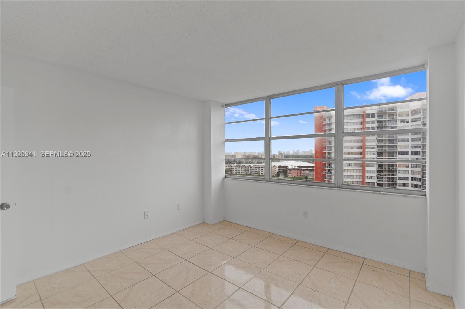 1301 NE Miami Gdns Dr #1025W Miami, FL 33179