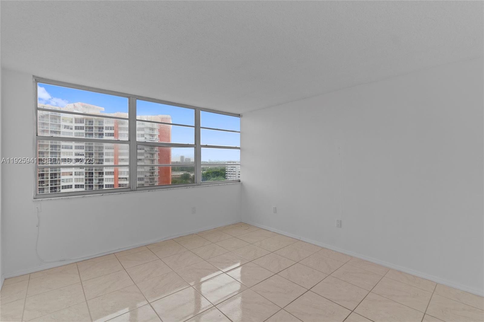 1301 NE Miami Gdns Dr #1025W Miami, FL 33179