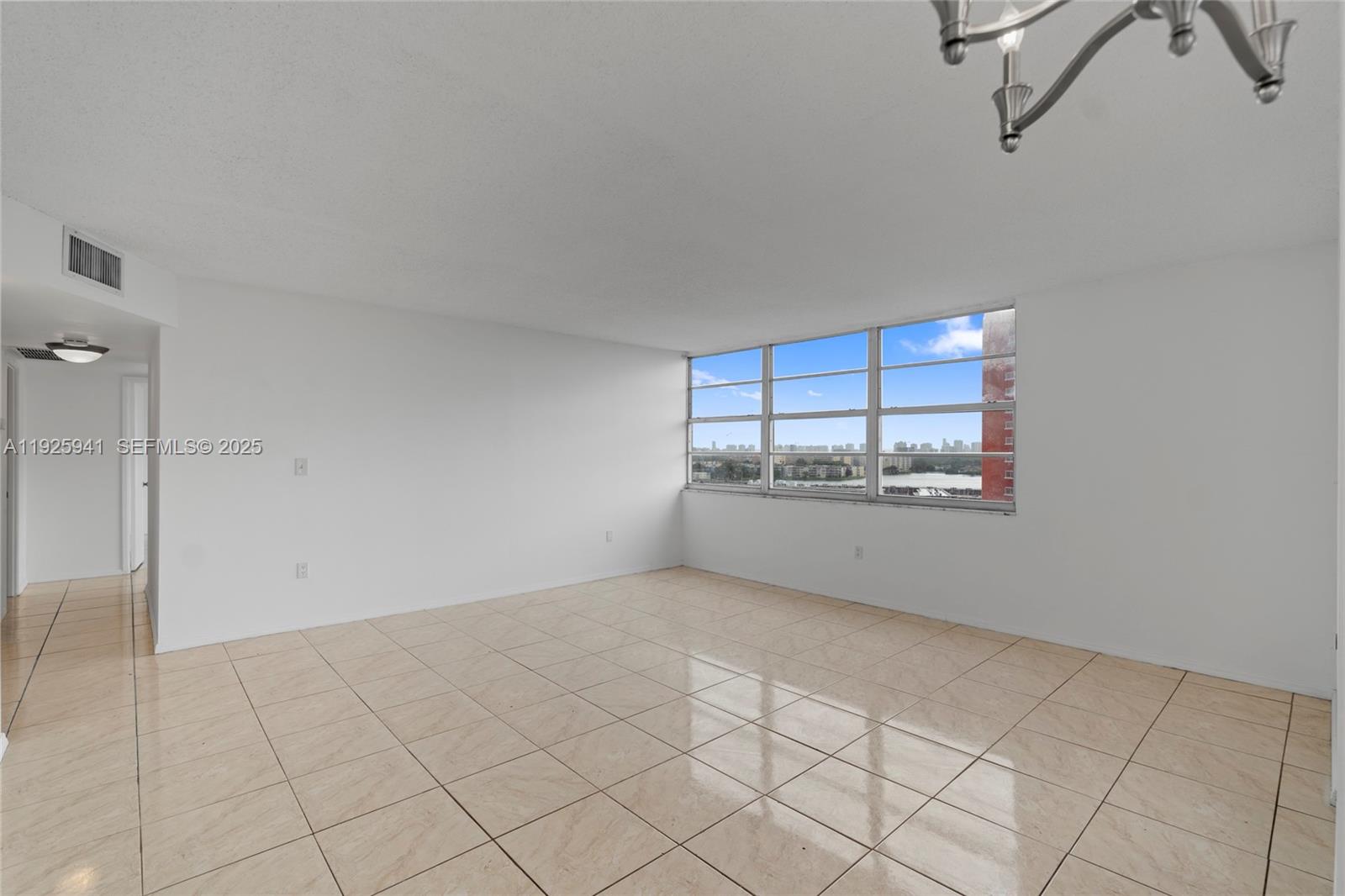 1301 NE Miami Gdns Dr #1025W Miami, FL 33179
