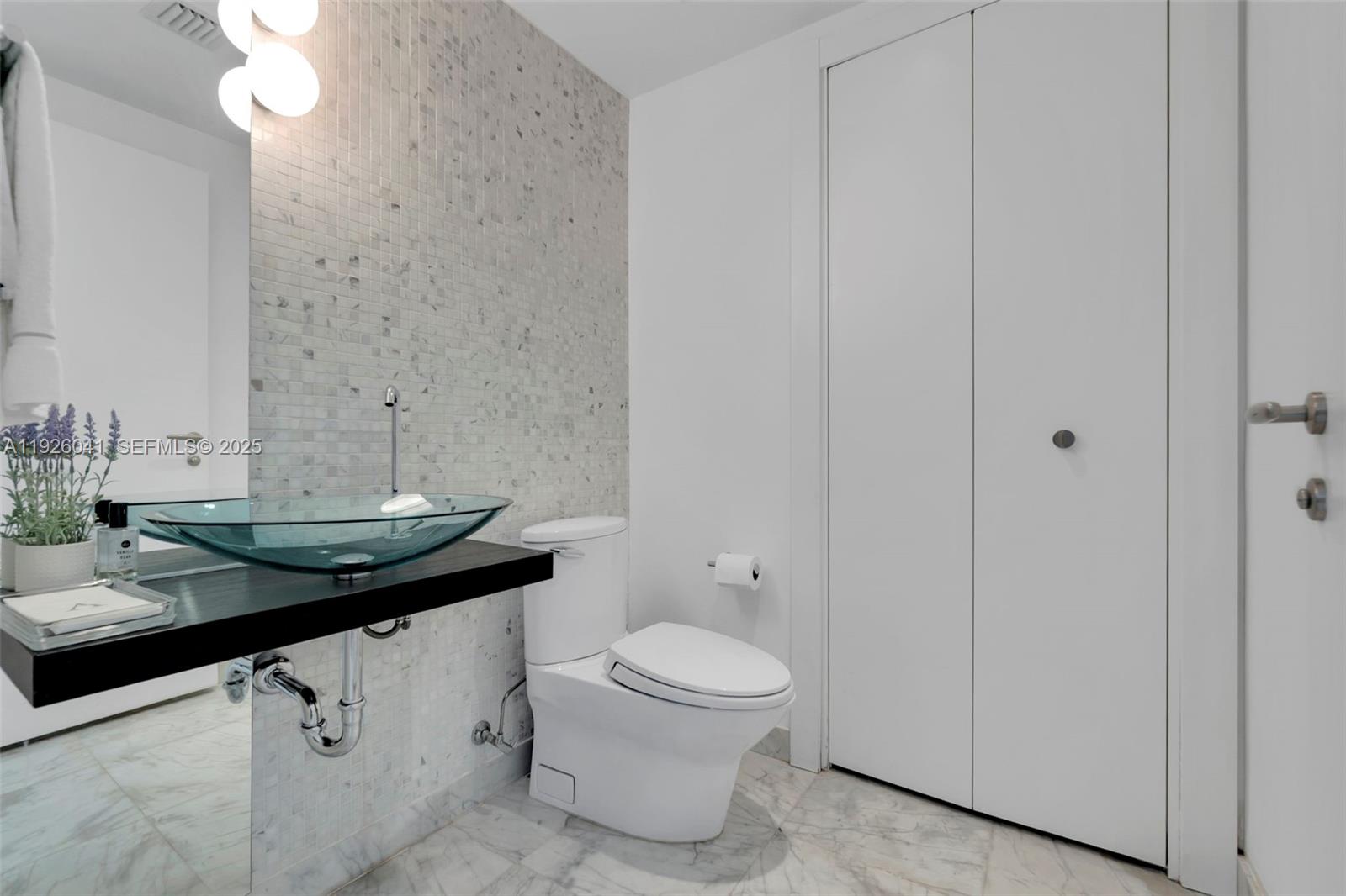 200 Biscayne Blvd Way #3108 Miami, FL 33131