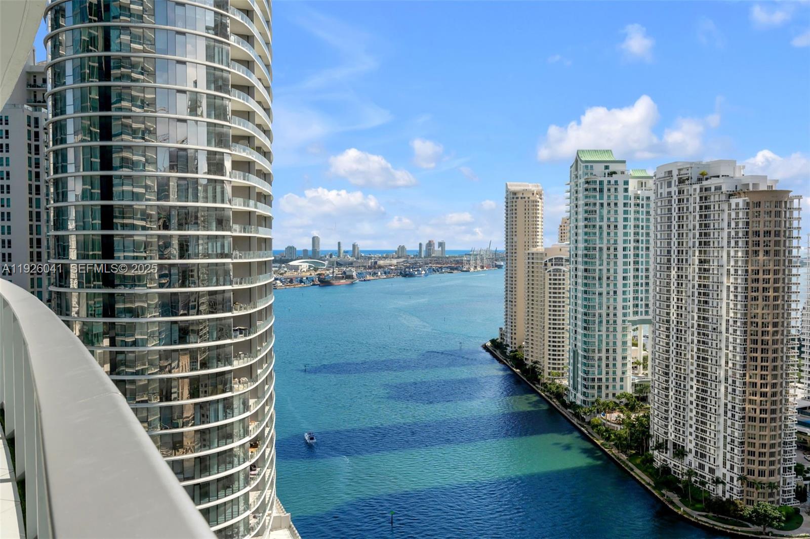 200 Biscayne Blvd Way #3108 Miami, FL 33131