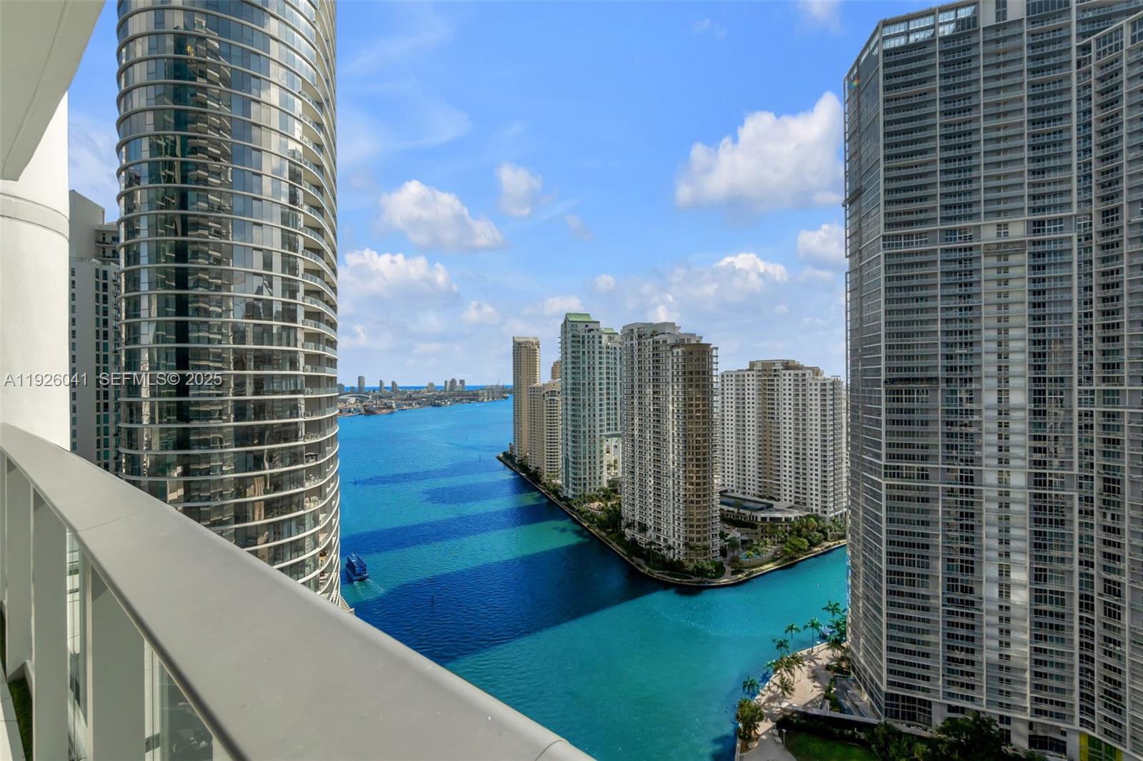 200 Biscayne Blvd Way #3108 Miami, FL 33131