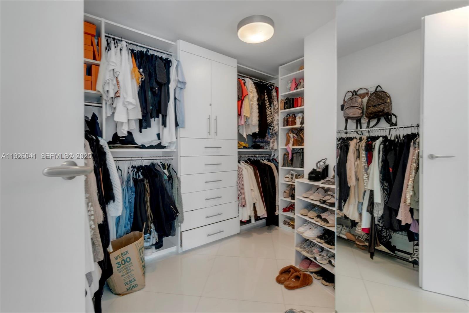 200 Biscayne Blvd Way #3108 Miami, FL 33131