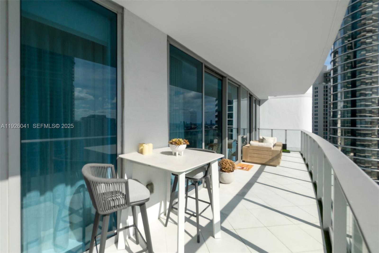 200 Biscayne Blvd Way #3108 Miami, FL 33131