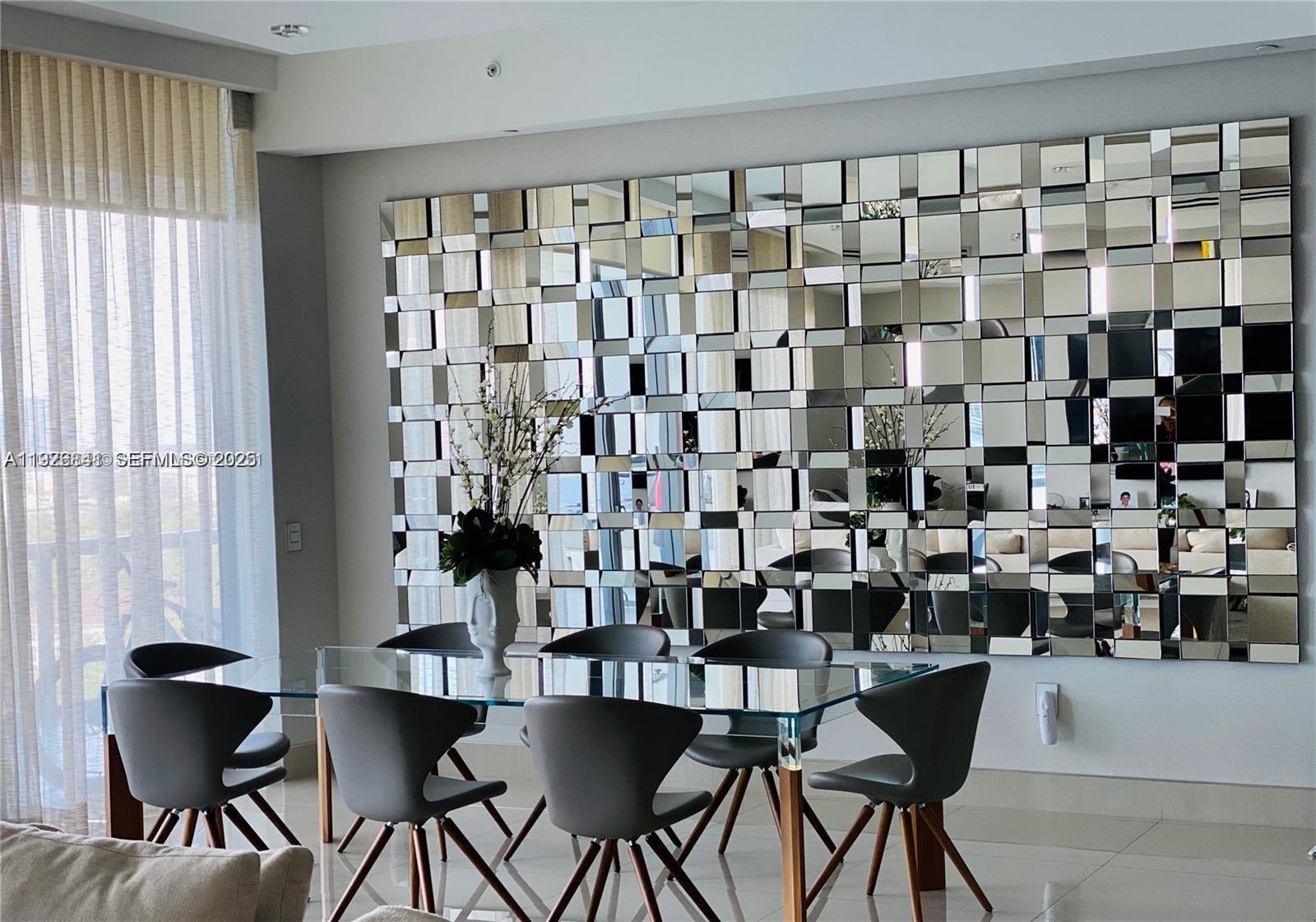 3300 NE 188th St #LPH09