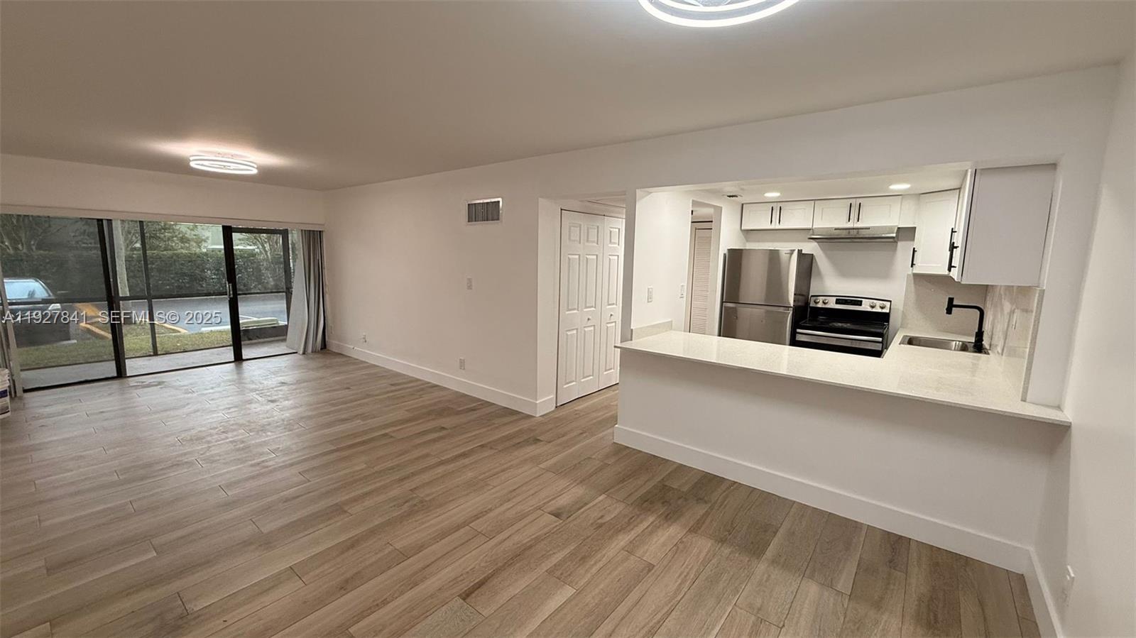 5845 Washington St #65