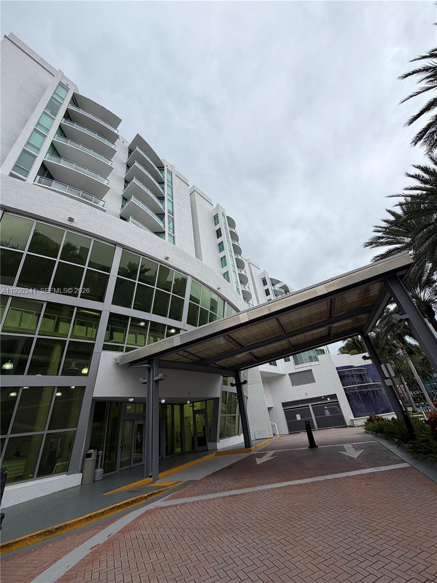 image Uptown Marina Lofts20