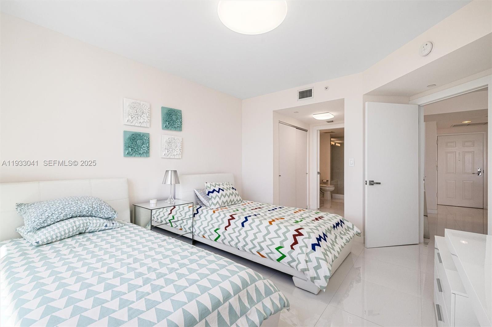 19501 W Country Clb Dr #2307 Aventura, FL 33180