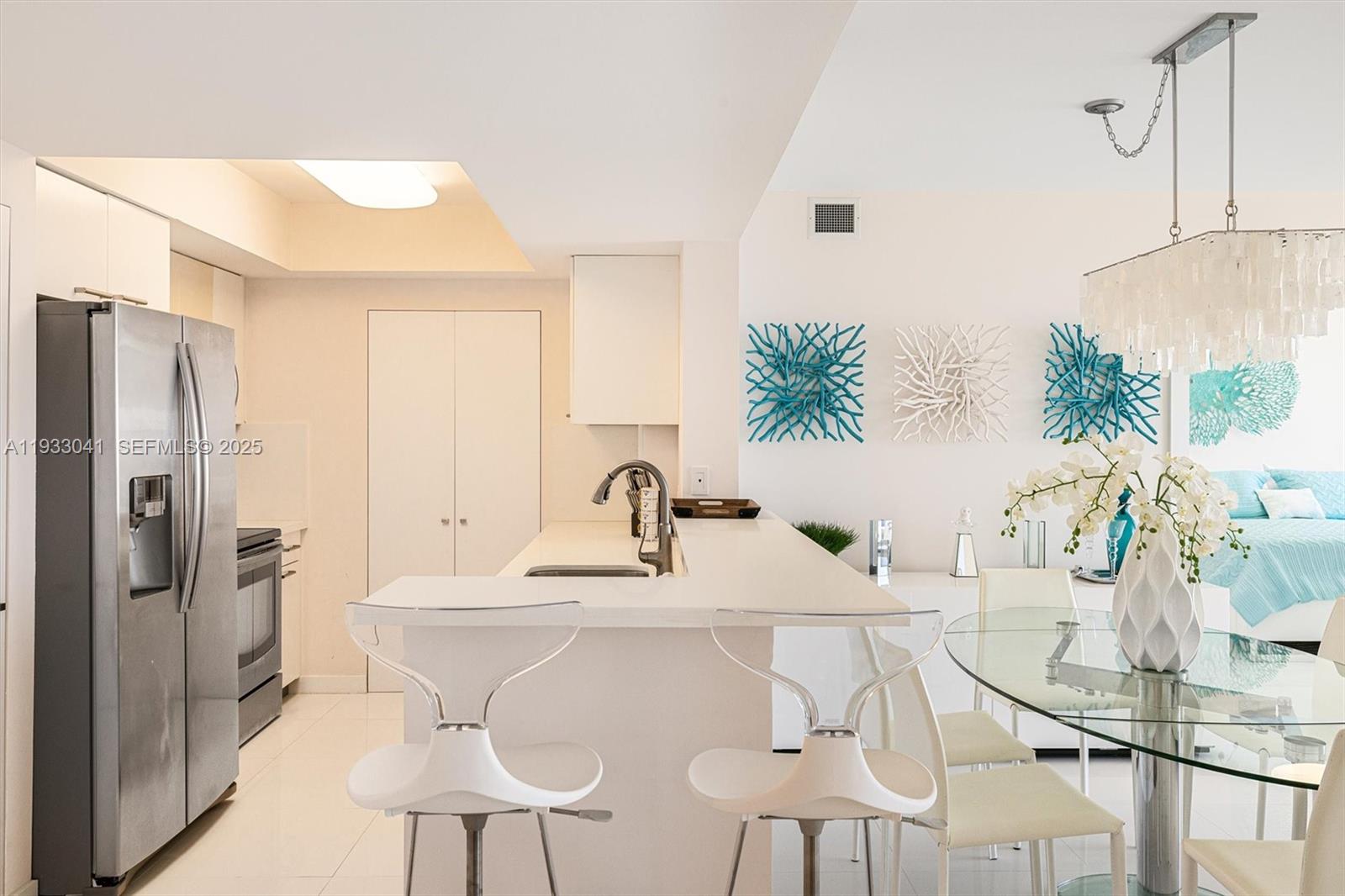 19501 W Country Clb Dr #2307 Aventura, FL 33180