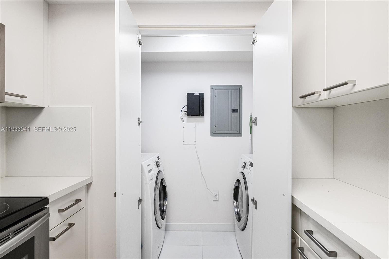 19501 W Country Clb Dr #2307 Aventura, FL 33180