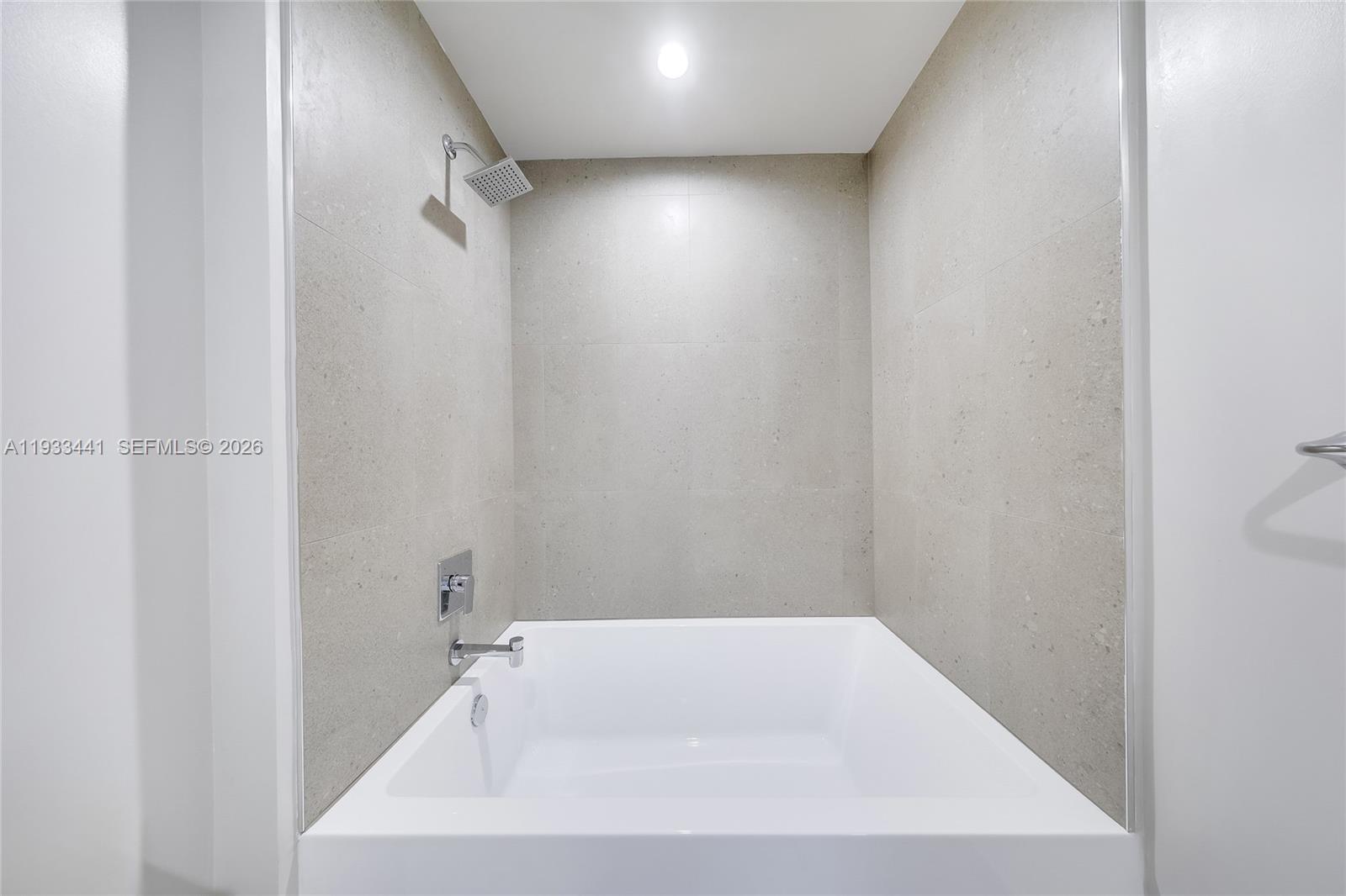 image The Crosby Miami Worldcenter12