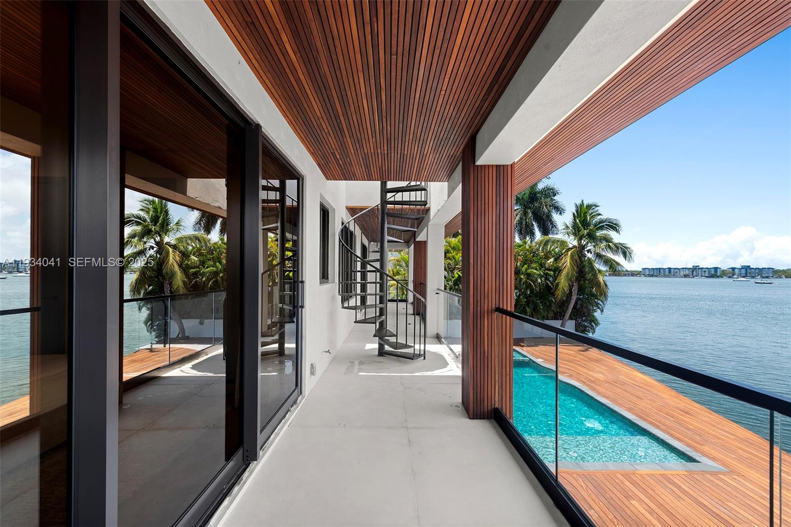 3209 NE 169th St North Miami Beach, FL 33160