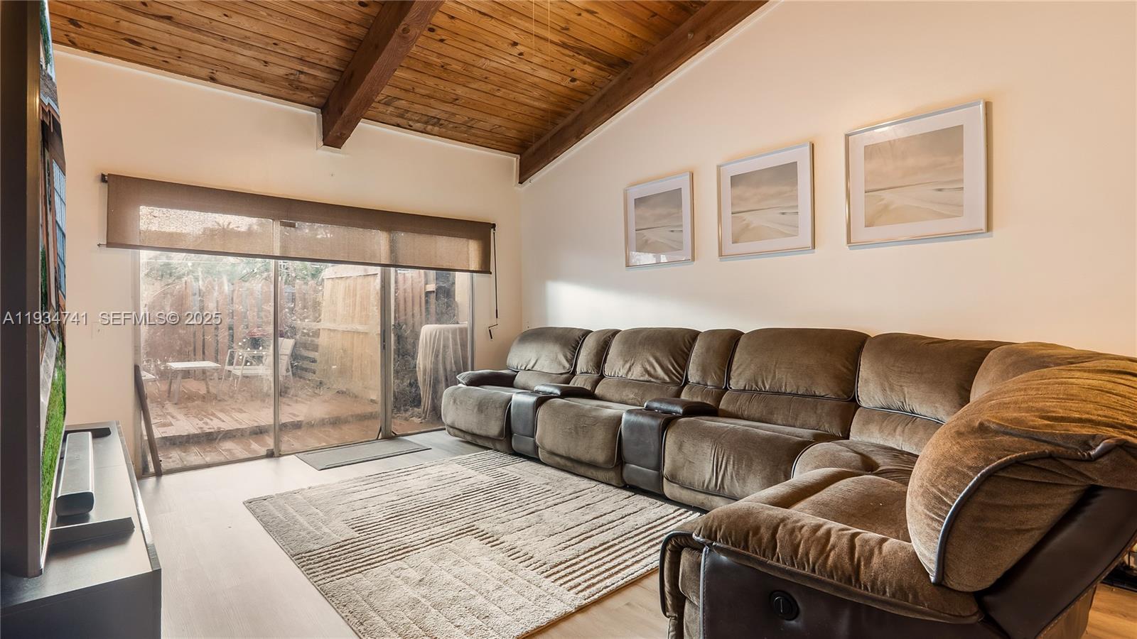 7481 NW 33rd St #7481