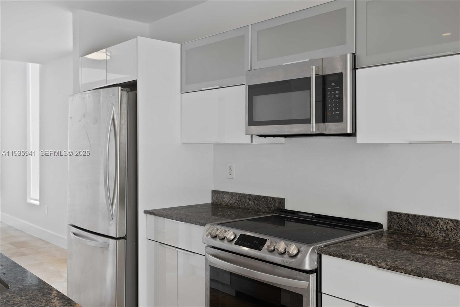 7004 NE 5th Ave Miami, FL 33138