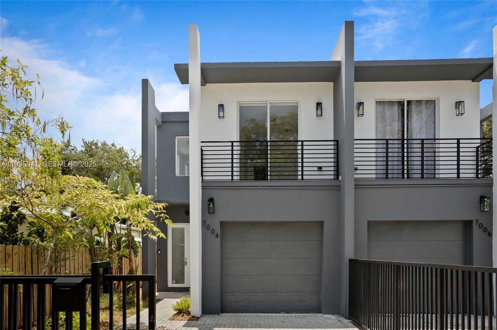 7004 NE 5th Ave Miami, FL 33138