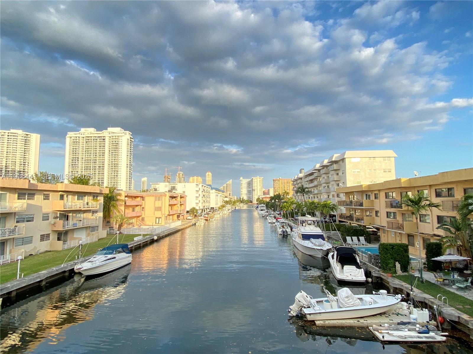 17051 NE 35th Ave #208