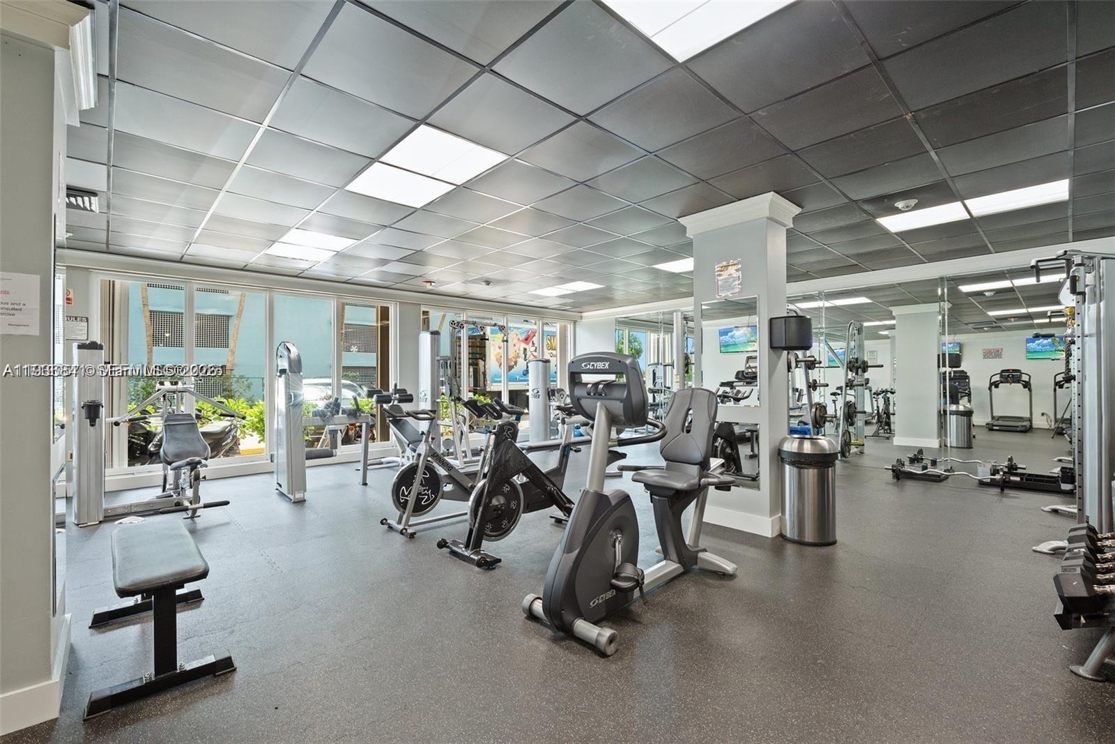 1865 79th St Cswy #15N North Bay Village, FL 33141