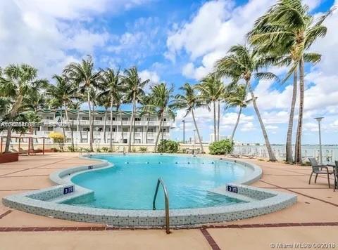 1865 79th St Cswy #15N North Bay Village, FL 33141