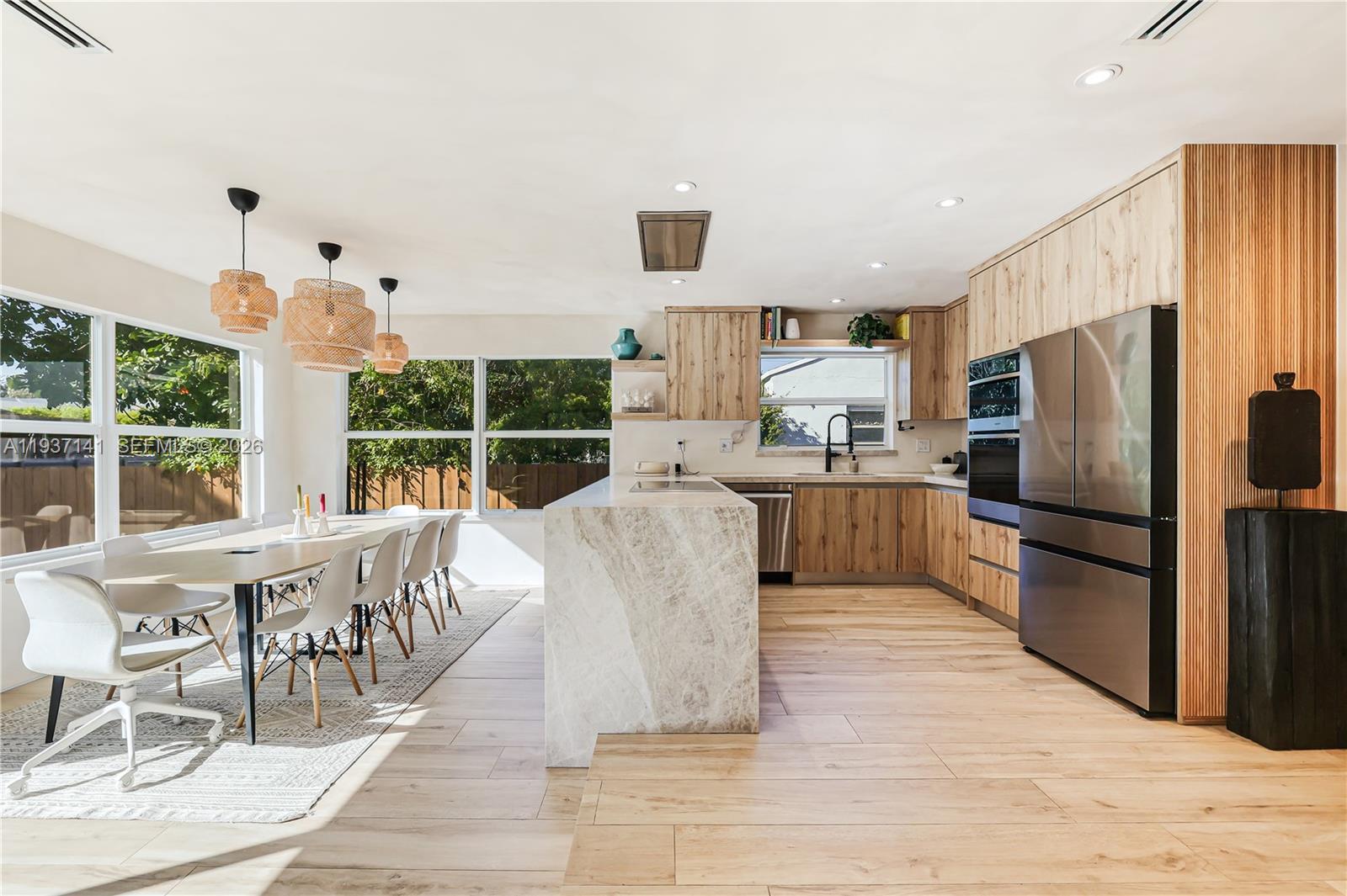 254 NW 43rd St Miami, FL 33127