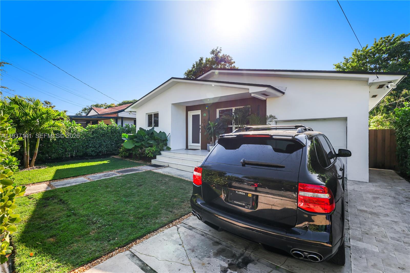 254 NW 43rd St Miami, FL 33127