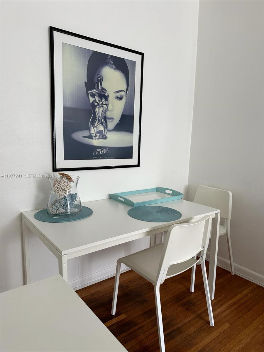 610 8th St #204 Miami Beach, FL 33139