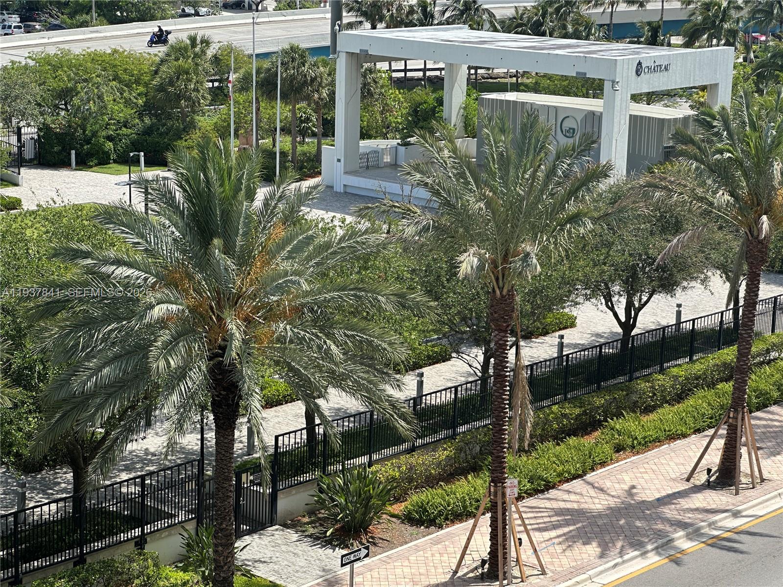 image St Tropez Sunny Isles40