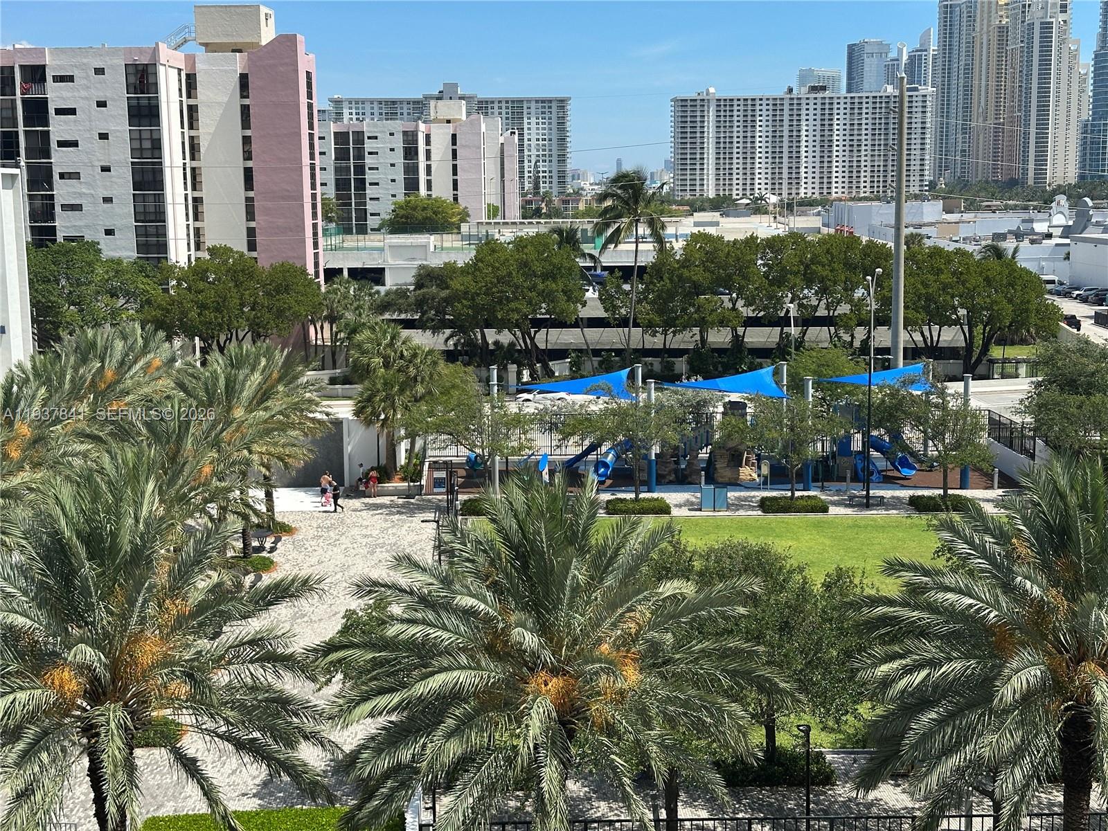 image St Tropez Sunny Isles42