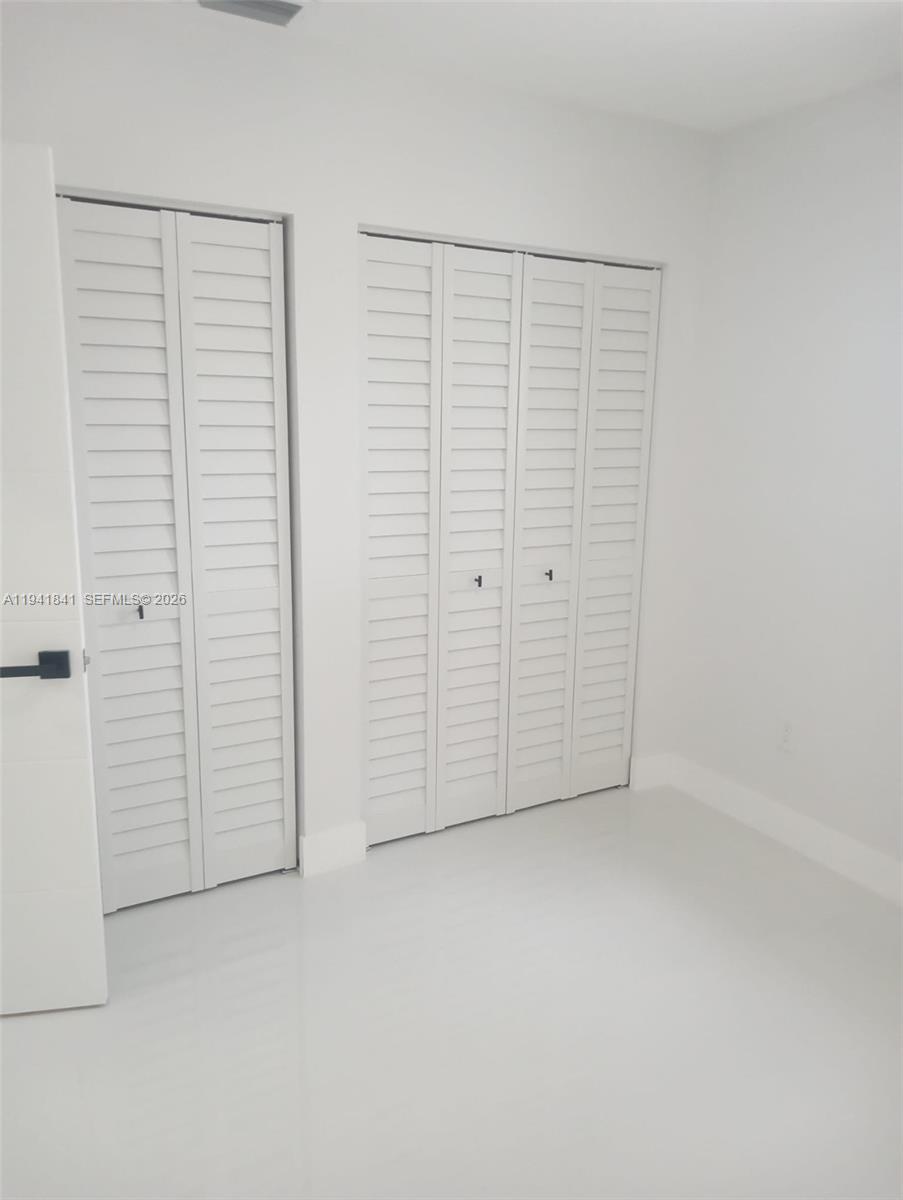 4315 SW 98th Ave Miami, FL 33165