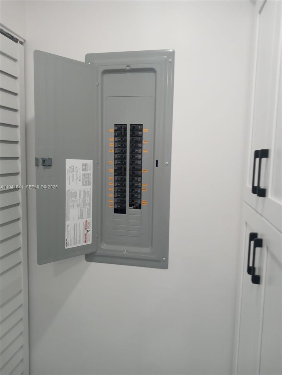 4315 SW 98th Ave Miami, FL 33165