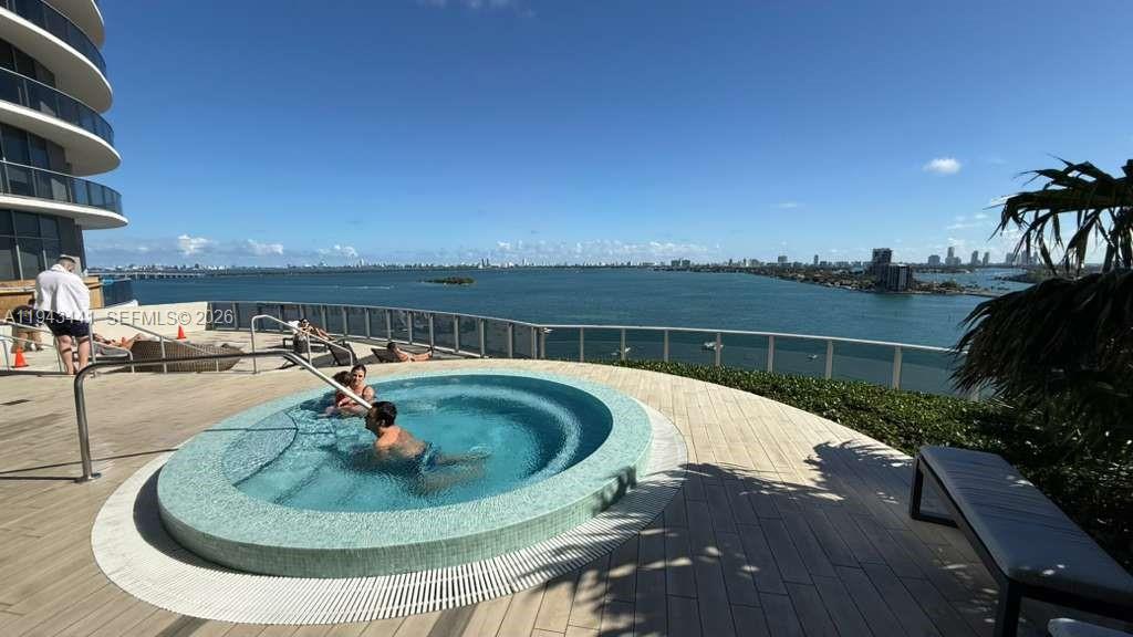 image Aria On The Bay Condo45