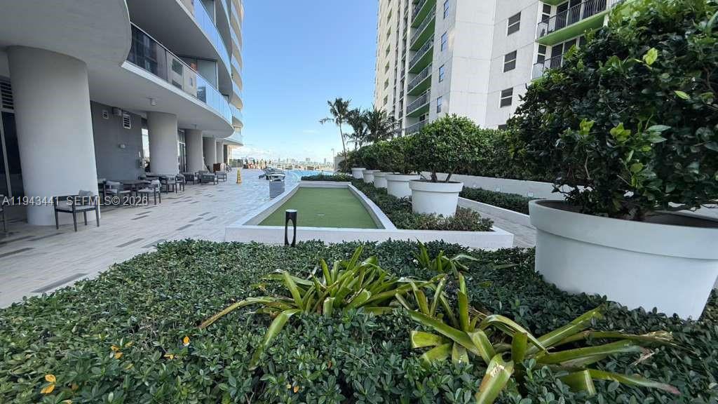 image Aria On The Bay Condo47