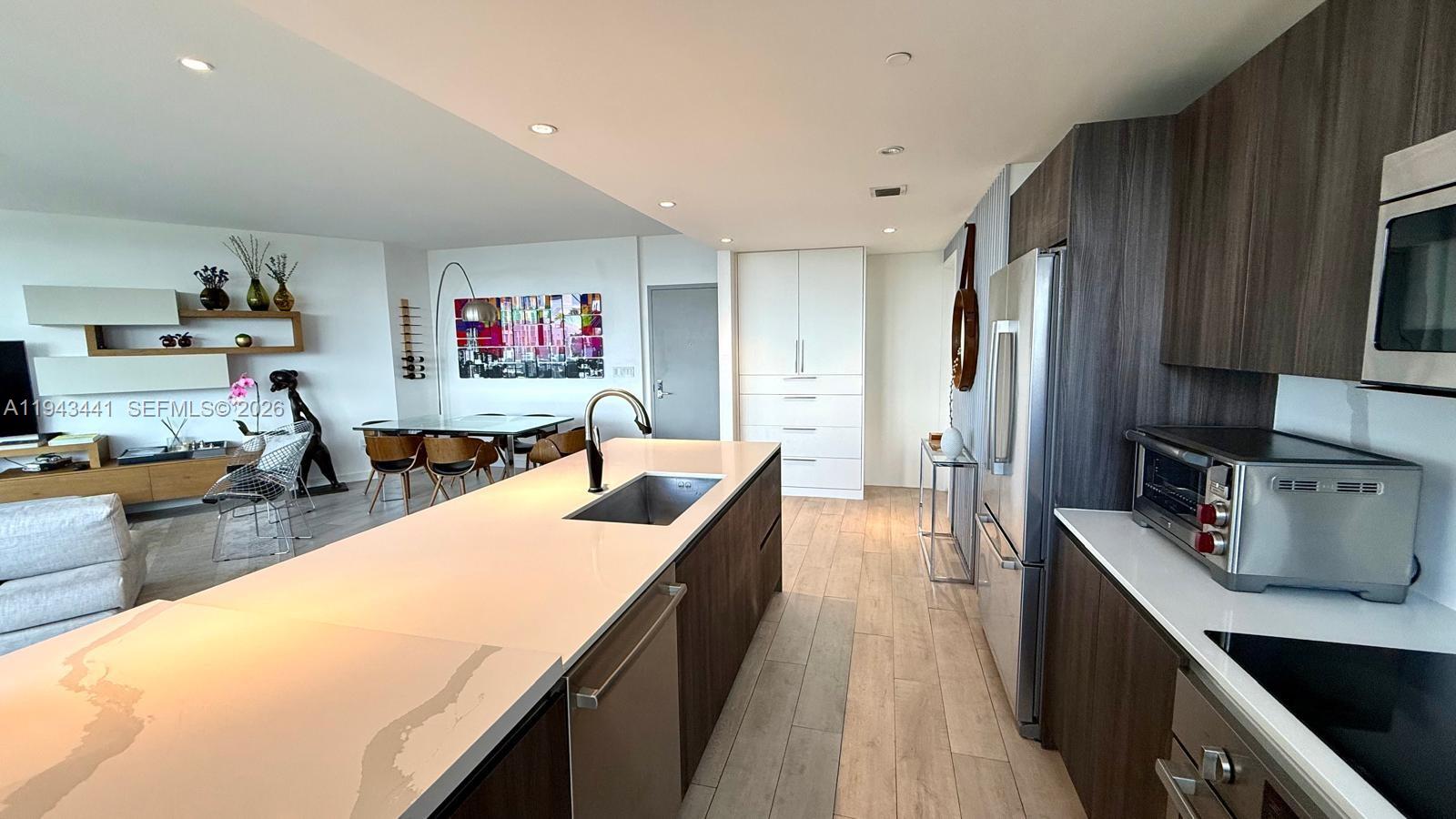 image Aria On The Bay Condo5