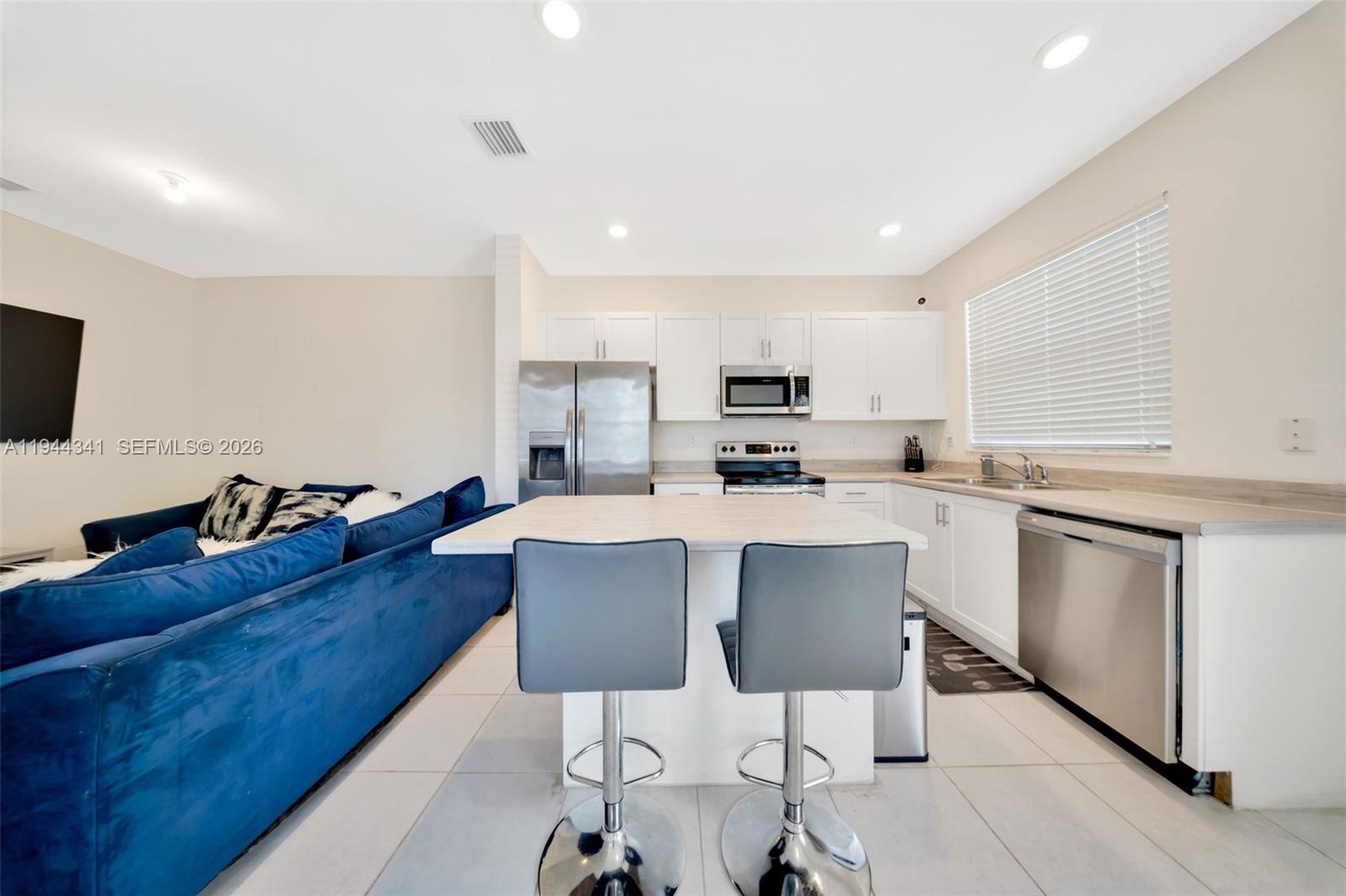 2699 SE 19th St Homestead, FL 33035