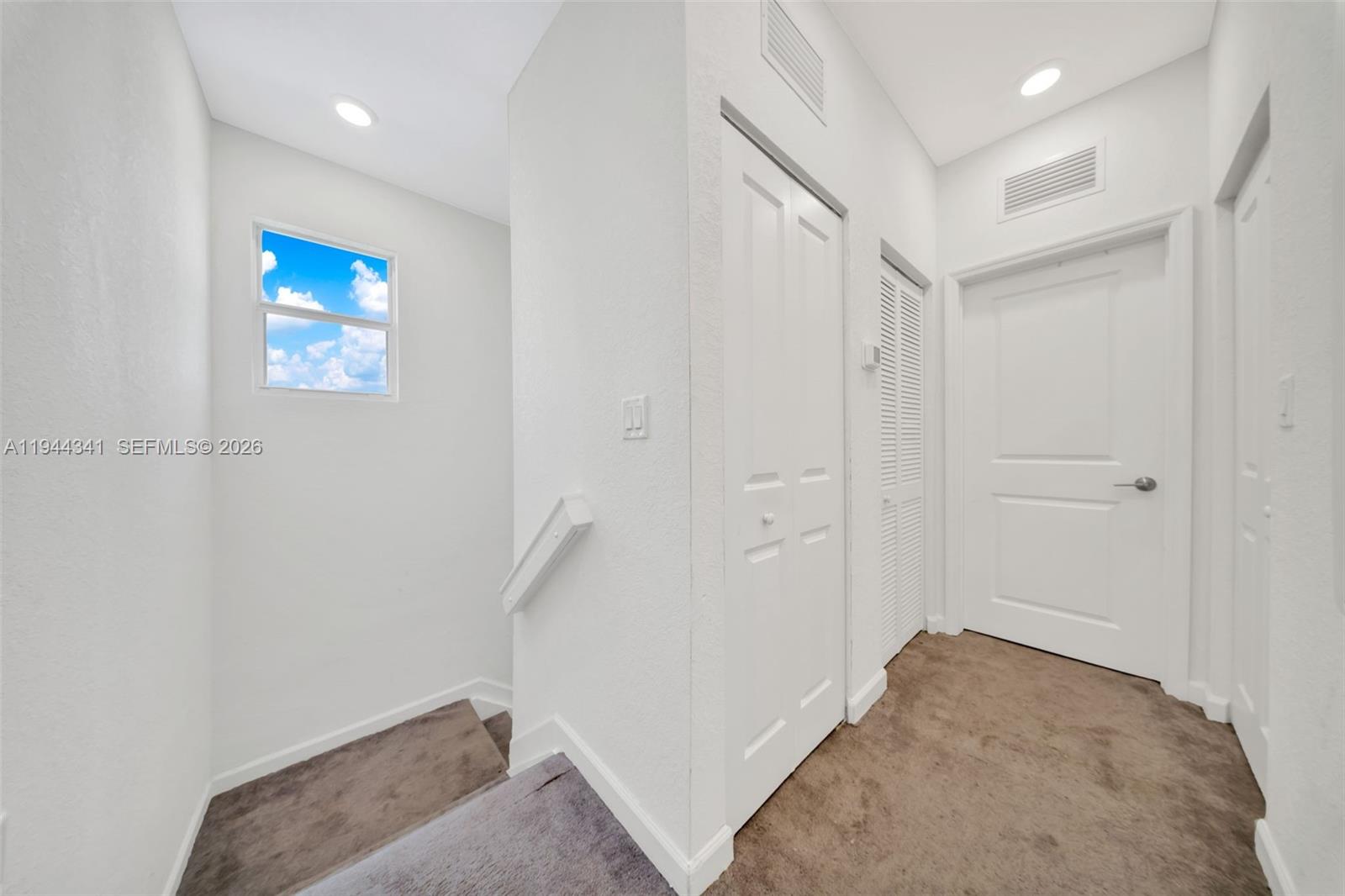 2699 SE 19th St Homestead, FL 33035