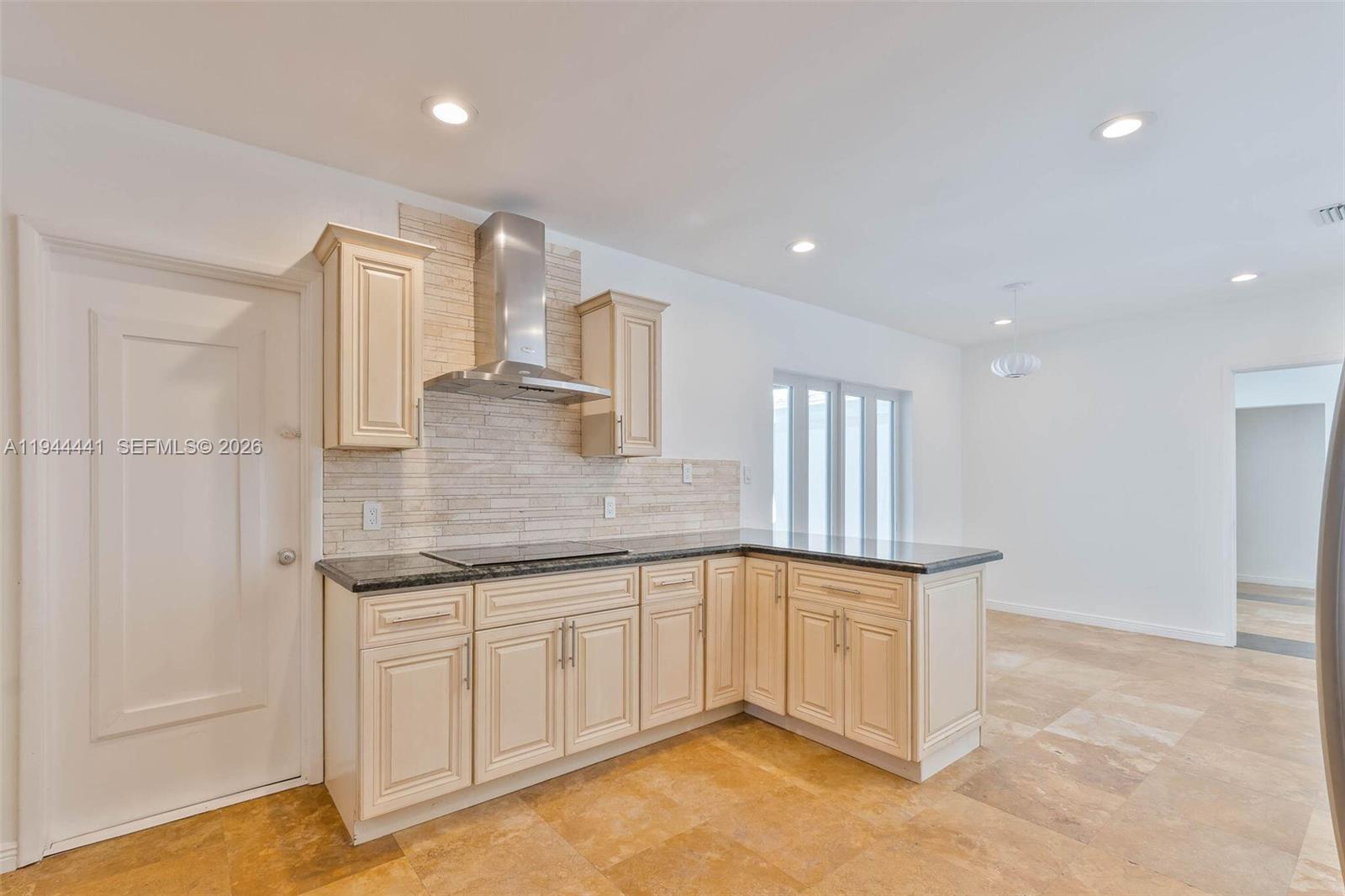 680 NE 57th St Miami, FL 33137