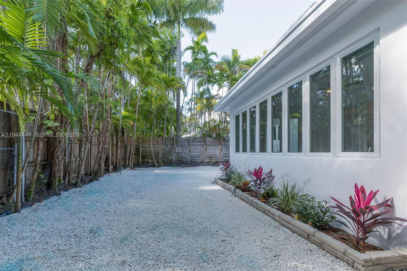 680 NE 57th St Miami, FL 33137